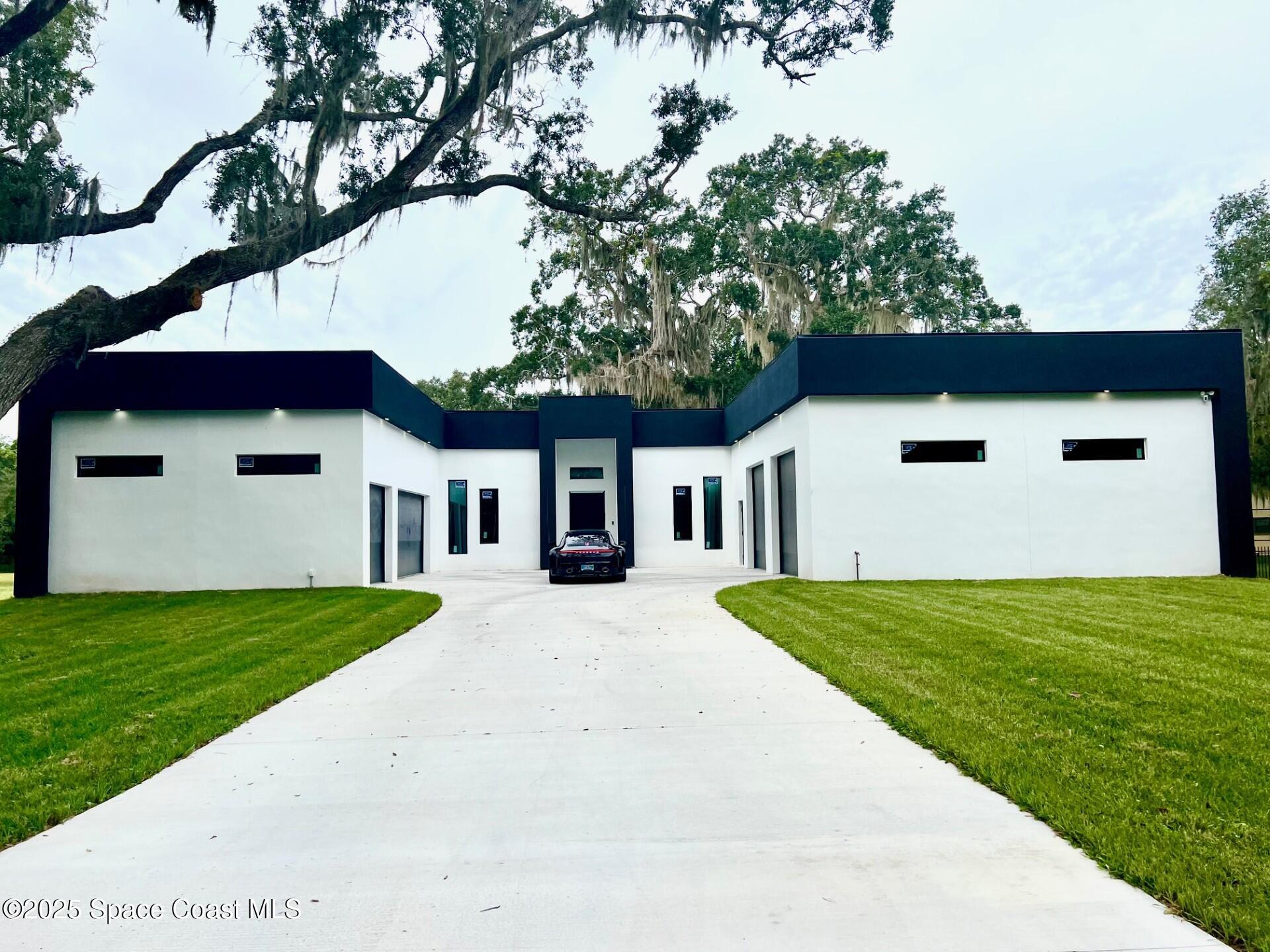 3430 Turtle Mound Road Melbourne, FL 32934 - Photo 1 of 17 Welcome Home!