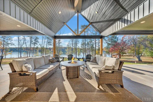$1,999,000 | 317 Bass Cove Road, Huddleston, VA 24104