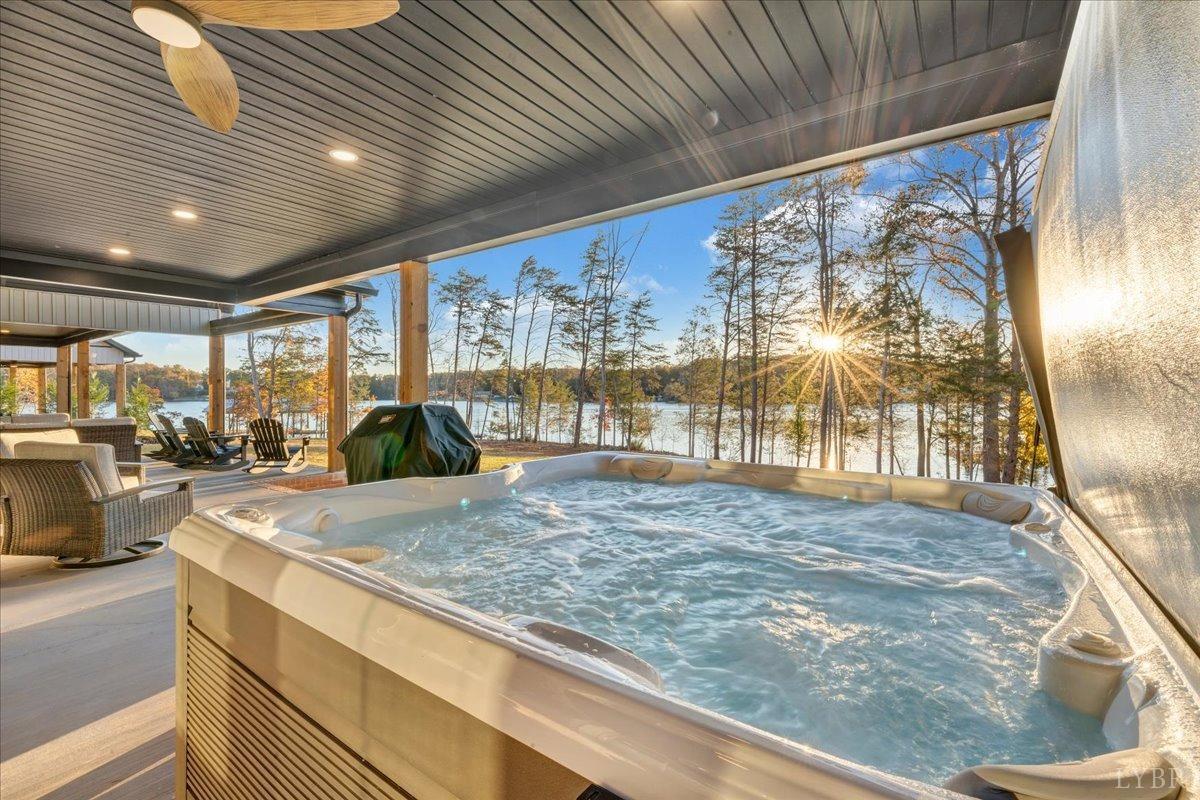 317 Bass Cove Road Huddleston, VA 24104 - Photo 57 of 90 a view of a living room and kitchen