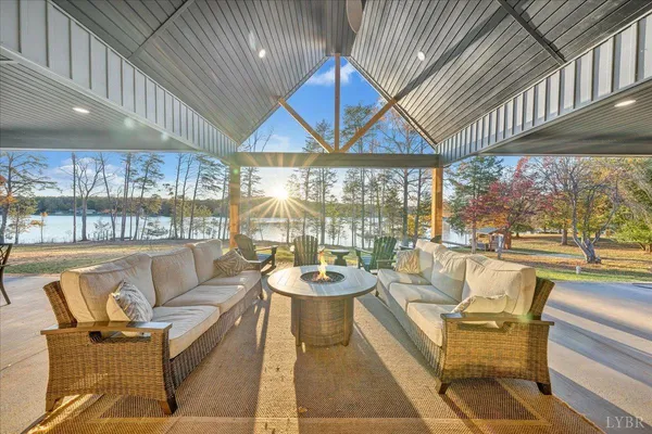 $1,999,000 | 317 Bass Cove Road, Huddleston, VA 24104