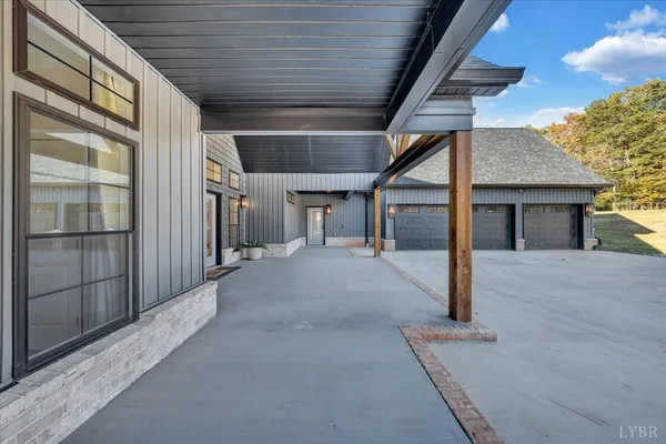 $1,999,000 | 317 Bass Cove Road, Huddleston, VA 24104