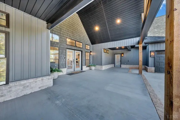 $1,999,000 | 317 Bass Cove Road, Huddleston, VA 24104