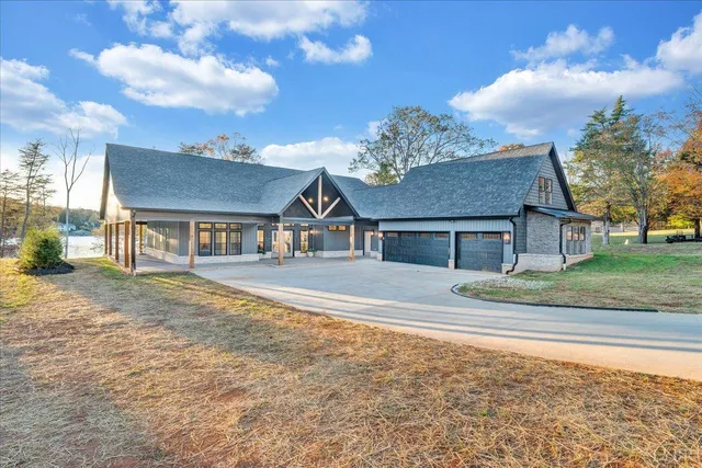 $1,999,000 | 317 Bass Cove Road, Huddleston, VA 24104