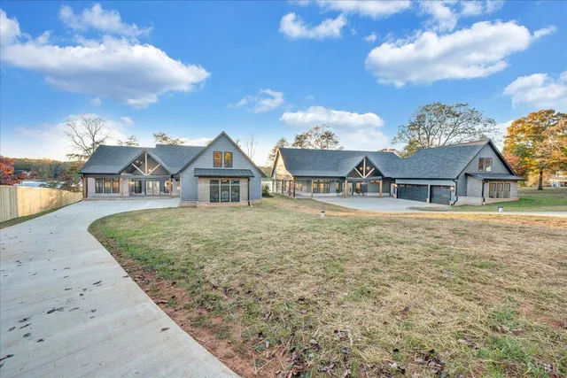 $1,999,000 | 317 Bass Cove Road, Huddleston, VA 24104