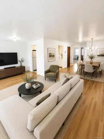 $2,600 | 131-15 15th Avenue | College Point