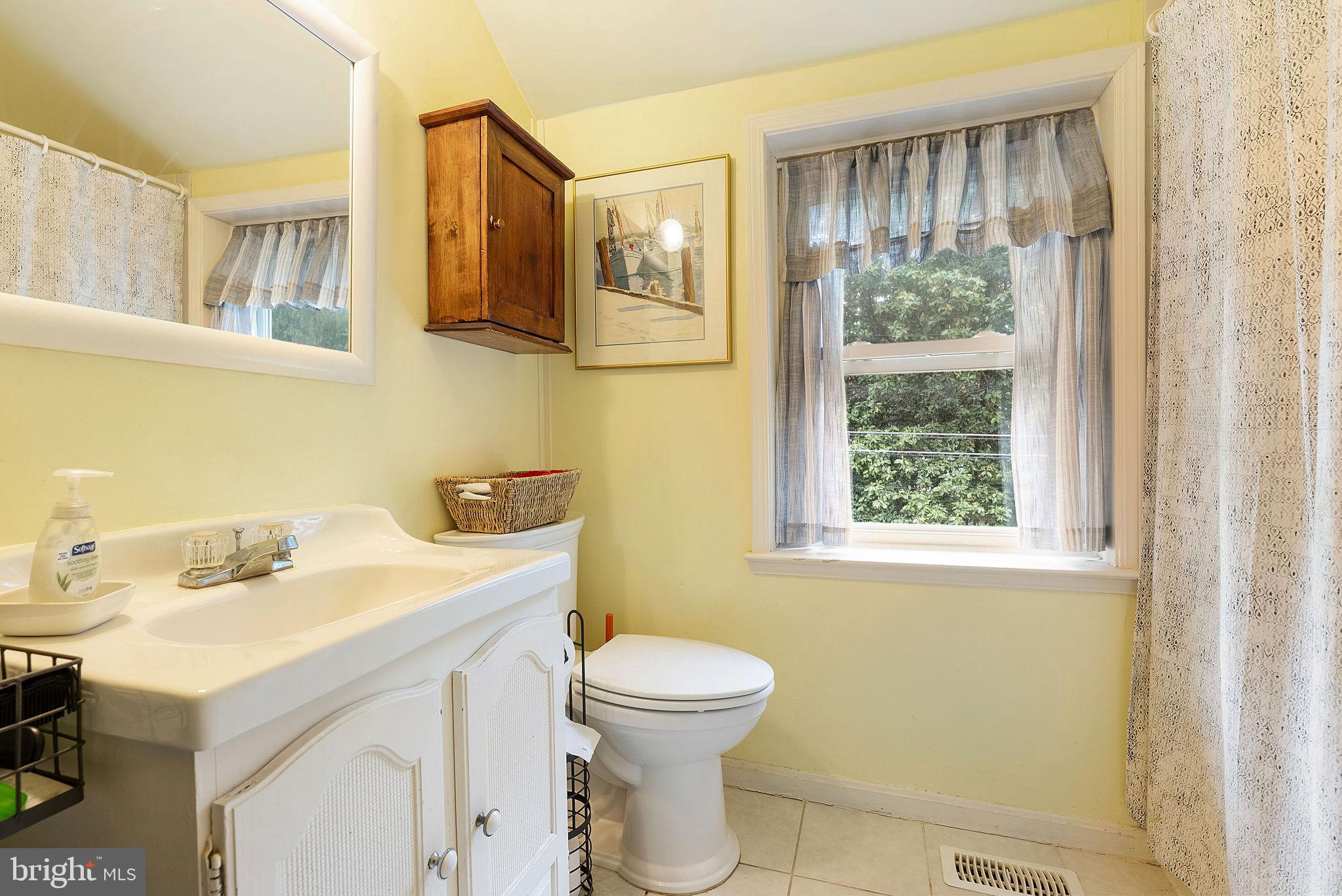 1409 Broadway Road Lutherville-Timonium, MD 21093 - Photo 25 of 48 Upper Level Full Bath