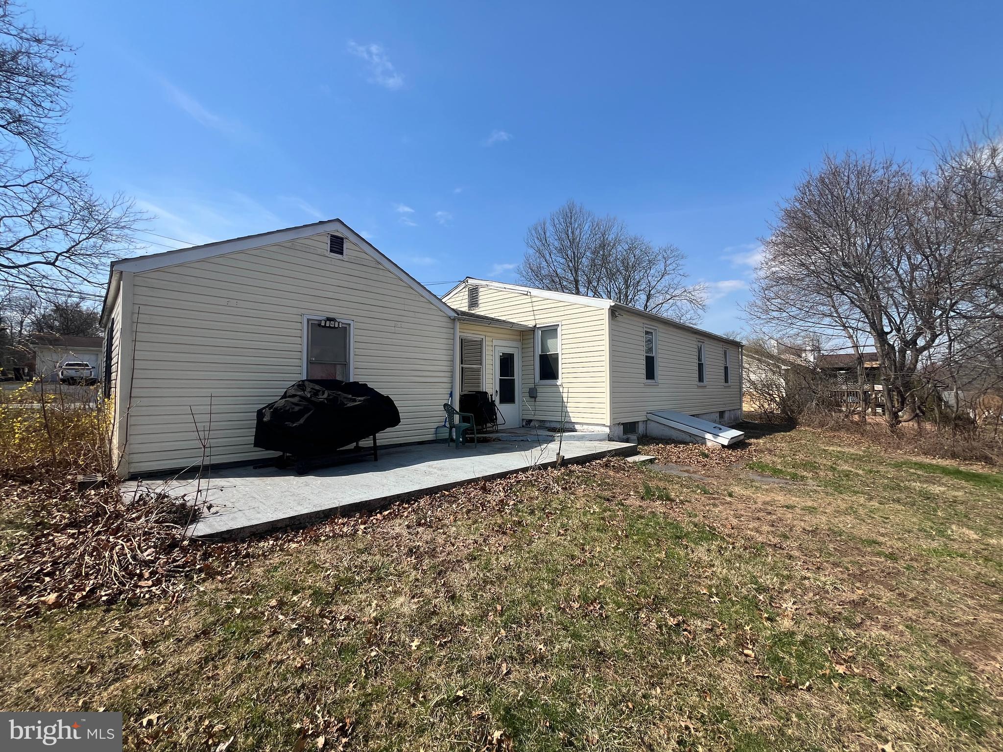 1715 Allentown Road Quakertown, PA 18951 - Photo 4 of 6 Gallery Image 4