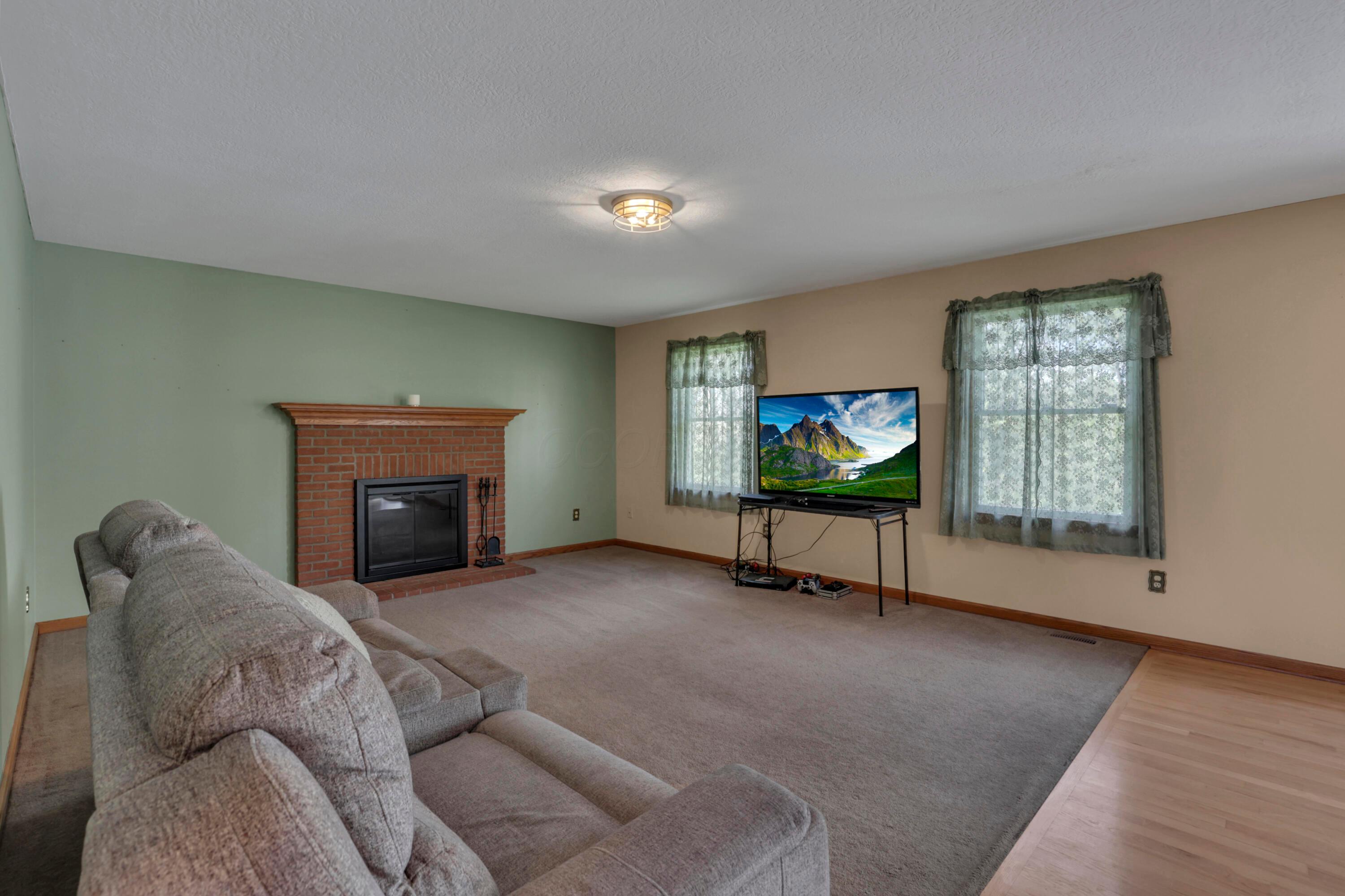 36050 Smith Chapel Road Logan, OH 43138 - Photo 26 of 99 26-print-011A2757