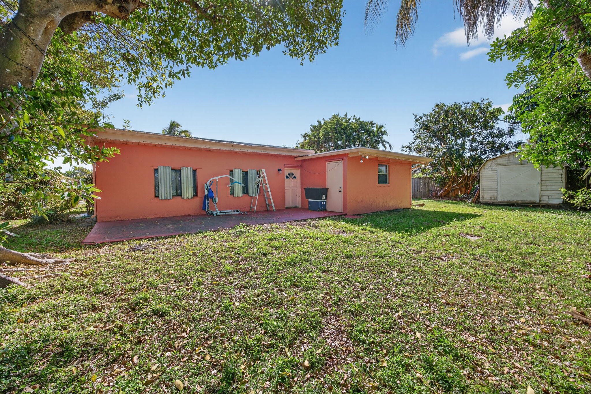 9281 Martinique Drive Miami, FL 33189 - Photo 33 of 35 a view of a house with yard and garden