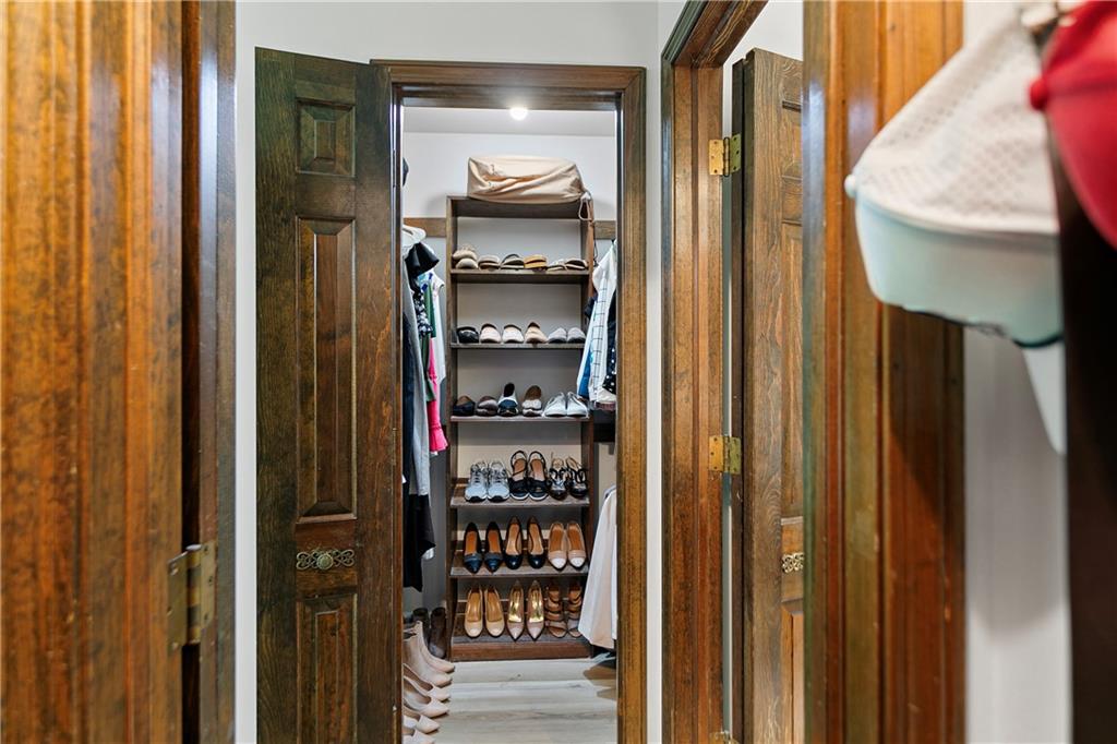 12600 Overbrook Road Leawood, KS 66209 - Photo 25 of 59