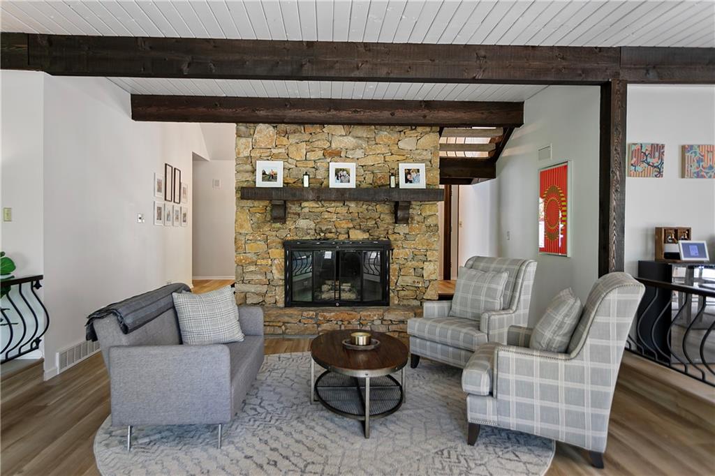 12600 Overbrook Road Leawood, KS 66209 - Photo 8 of 59