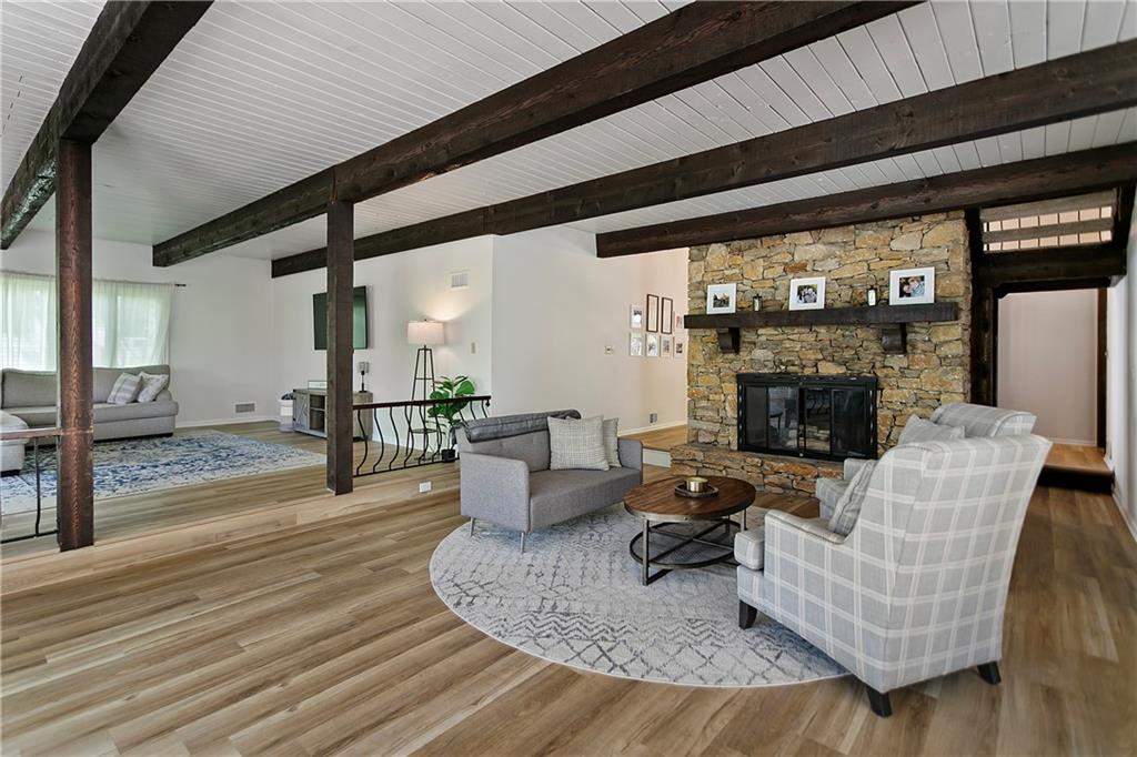 12600 Overbrook Road Leawood, KS 66209 - Photo 9 of 59