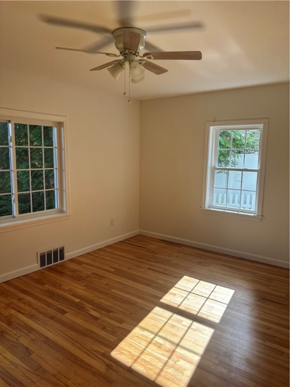 37 Deerfield Road Cranston, RI 02920 - Photo 20 of 33 Gallery Image 20