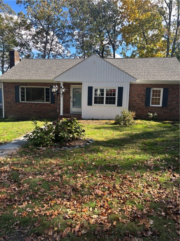 37 Deerfield Road Cranston, RI 02920 - Photo 2 of 33 Gallery Image 2