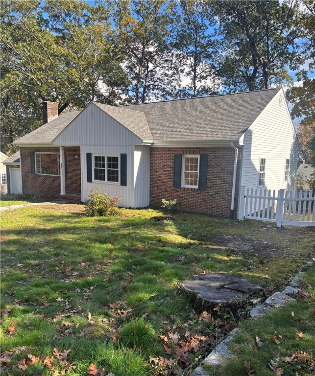 37 Deerfield Road Cranston, RI 02920 - Photo 4 of 33 Gallery Image 4