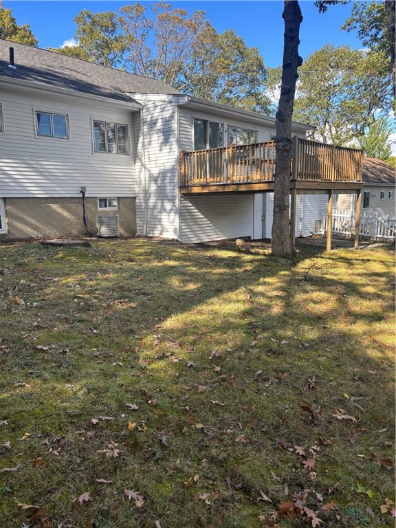 37 Deerfield Road Cranston, RI 02920 - Photo 5 of 33 Gallery Image 5