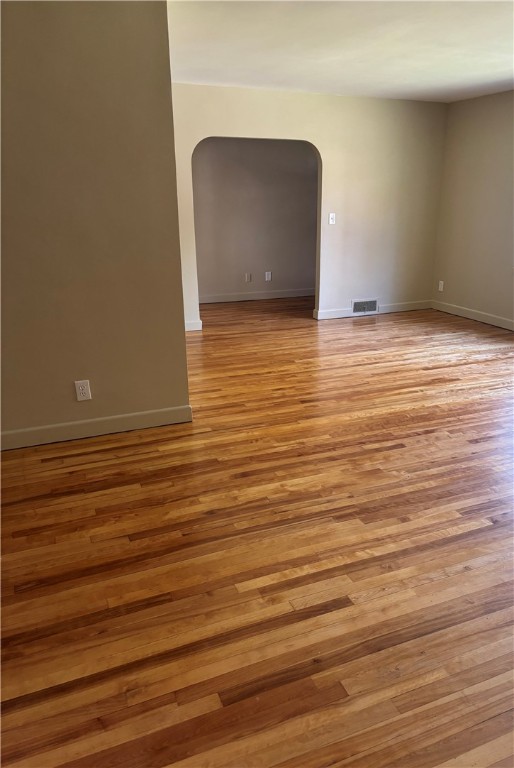 37 Deerfield Road Cranston, RI 02920 - Photo 10 of 33 Gallery Image 10