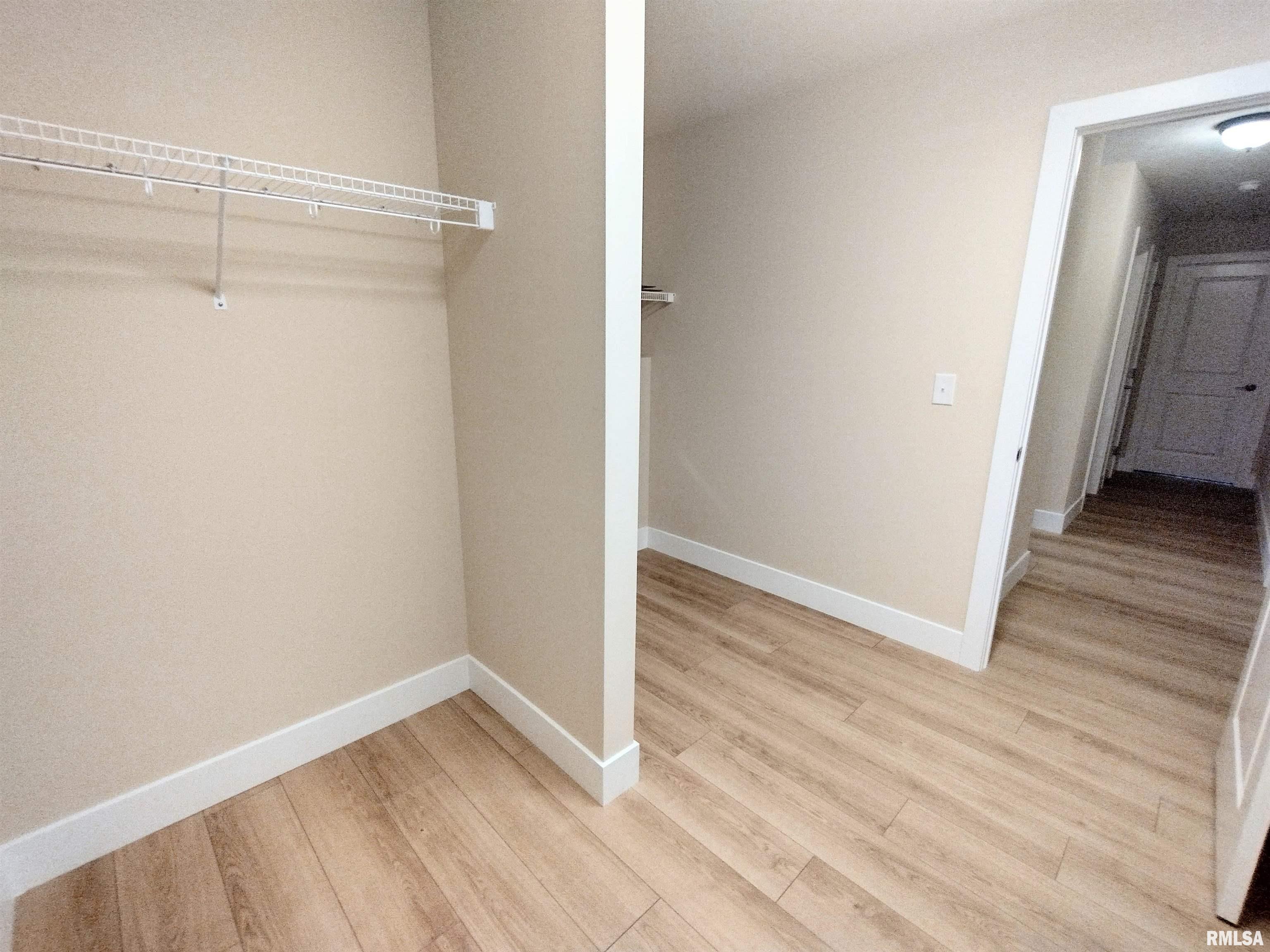 303 Waterwheel Drive Rochester, IL 62563 - Photo 13 of 31