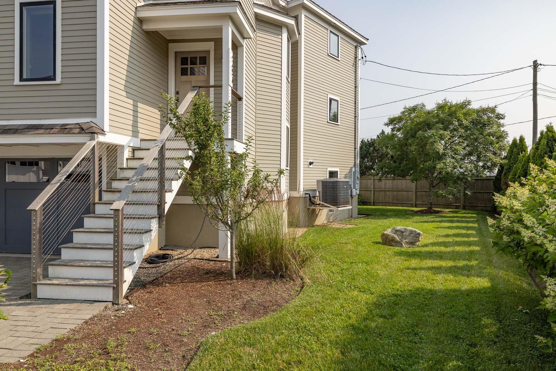 2256 Ocean Boulevard Rye, NH 03870 - Photo 24 of 34