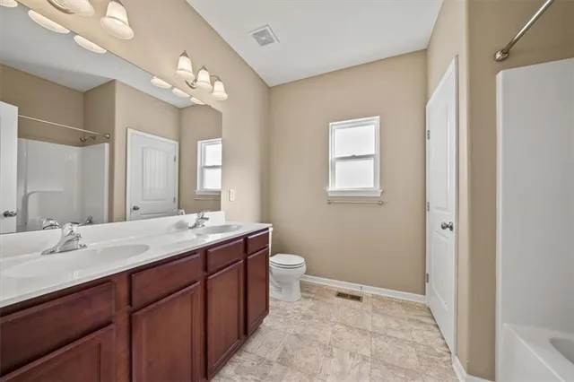 $374,900 | 11115 North Jefferson Street, Kansas City, MO 64155