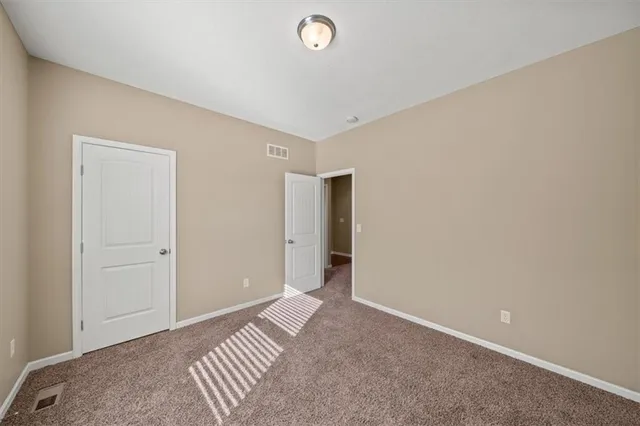 $374,900 | 11115 North Jefferson Street, Kansas City, MO 64155