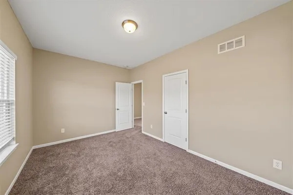 $357,500 | 11115 North Jefferson Street, Kansas City, MO 64155