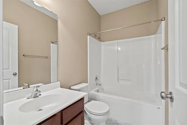 $357,500 | 11115 North Jefferson Street, Kansas City, MO 64155