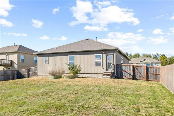 $357,500 | 11115 North Jefferson Street, Kansas City, MO 64155
