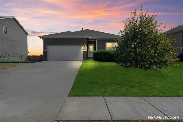 $374,900 | 11115 North Jefferson Street, Kansas City, MO 64155