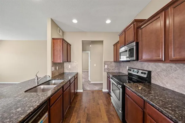 $374,900 | 11115 North Jefferson Street, Kansas City, MO 64155