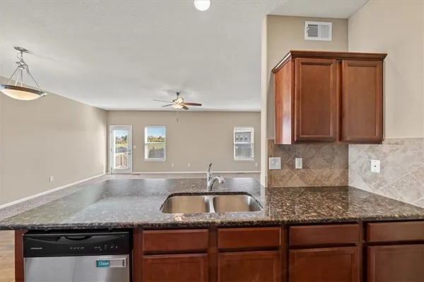 $357,500 | 11115 North Jefferson Street, Kansas City, MO 64155