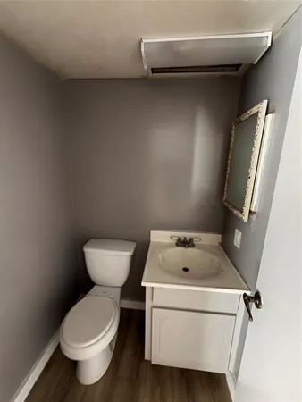 $1,700 | 26 East Mountain Creek Drive, Grand Prairie, TX 75052