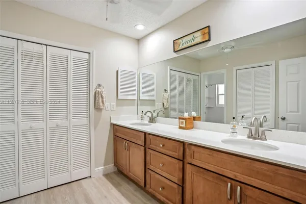 $239,000 | 1600 Southeast St Lucie Boulevard, Unit 110, Stuart, FL 34996