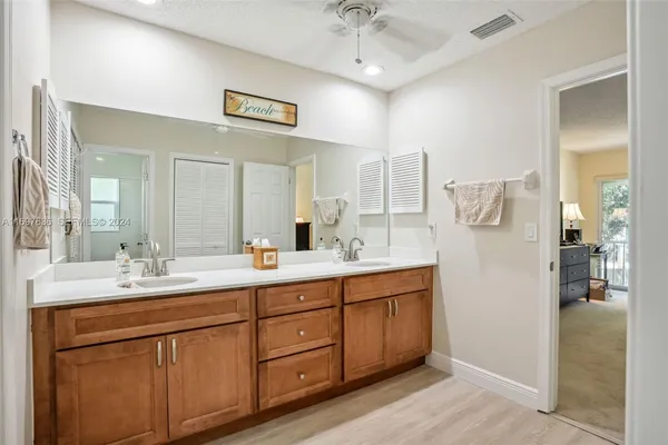 $239,000 | 1600 Southeast St Lucie Boulevard, Unit 110, Stuart, FL 34996