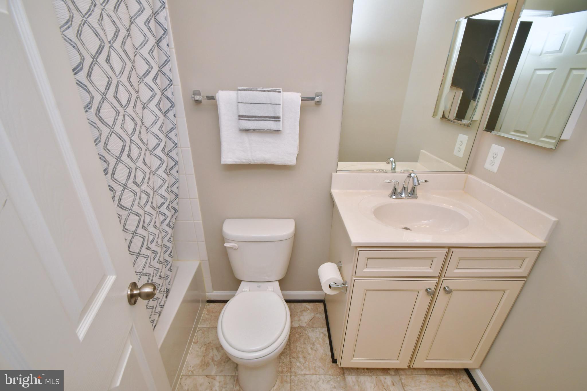 1328 Millar Road Aberdeen, MD 21001 - Photo 20 of 31 Guest full bath
