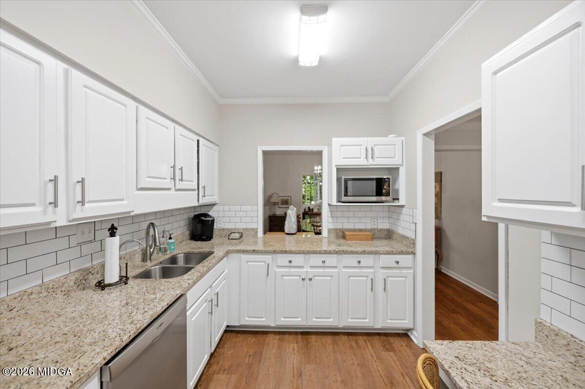 4909 Rivoli Drive, Unit C Macon, GA 31210 - Photo 16 of 30 20-W7A8873