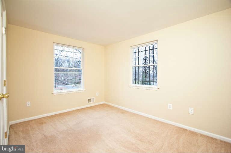 4904 Wheeler Road Temple Hills, MD 20748 - Photo 15 of 20 Bedroom