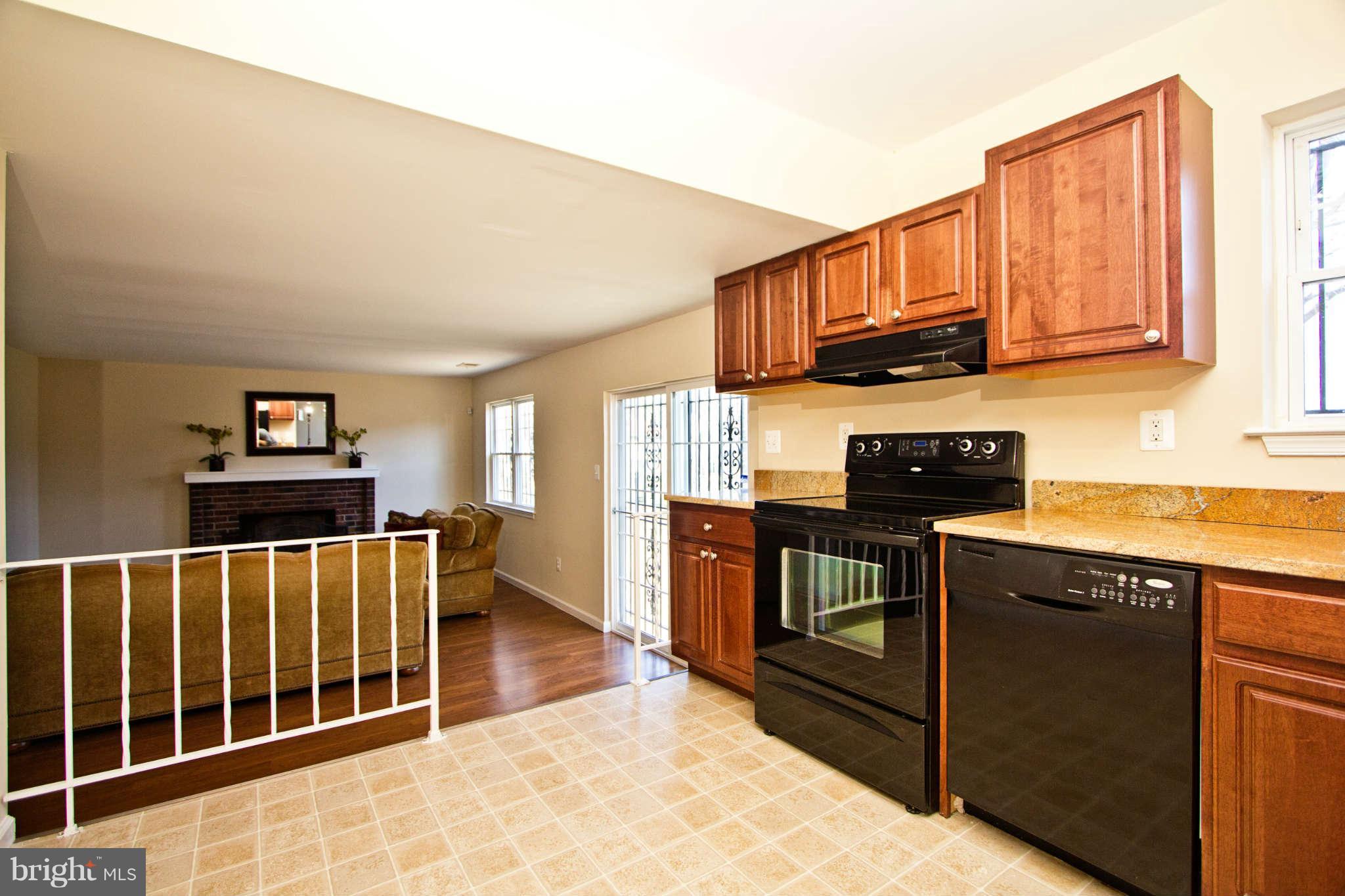 4904 Wheeler Road Temple Hills, MD 20748 - Photo 8 of 20 Kitchen