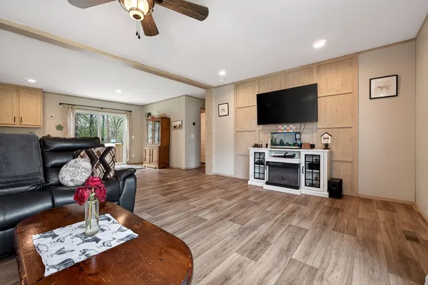 $314,900 | 1399 Adamson Branch Road, Liberty, TN 37095