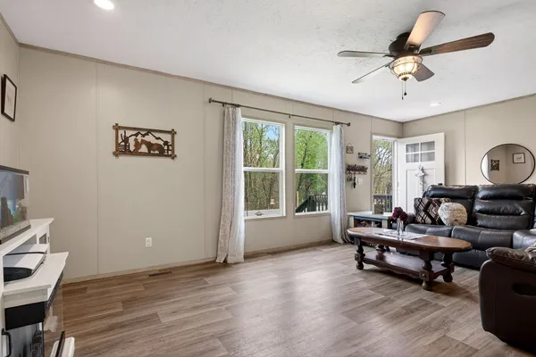 $314,900 | 1399 Adamson Branch Road, Liberty, TN 37095