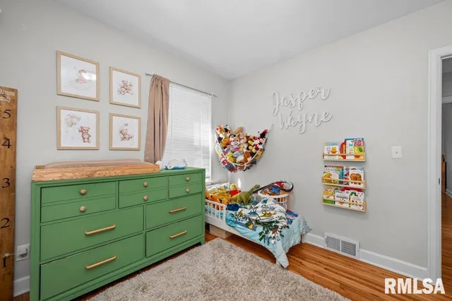 $1,950 | 2133 Warren Street, Davenport, IA 52804