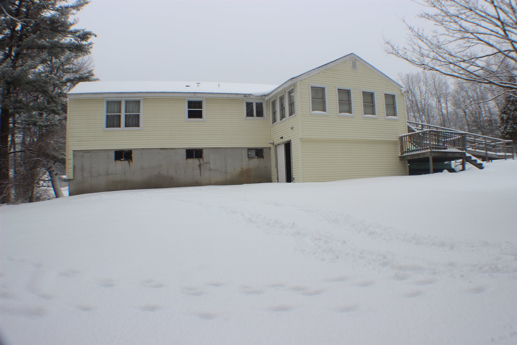 76 East Road Atkinson, NH 03811 - Photo 33 of 40
