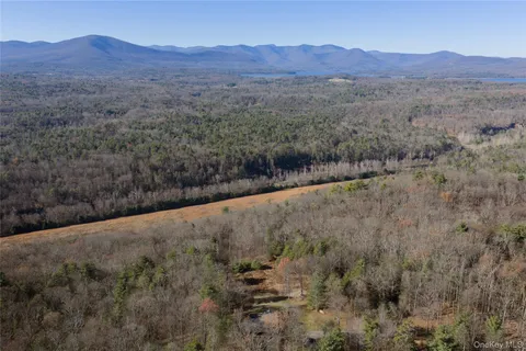 $1,200,000 | 827 Ashokan Road, Kingston, NY 12401