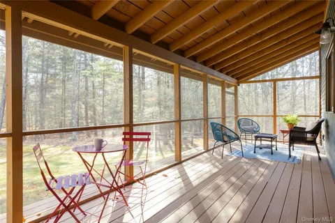 $1,200,000 | 827 Ashokan Road, Kingston, NY 12401