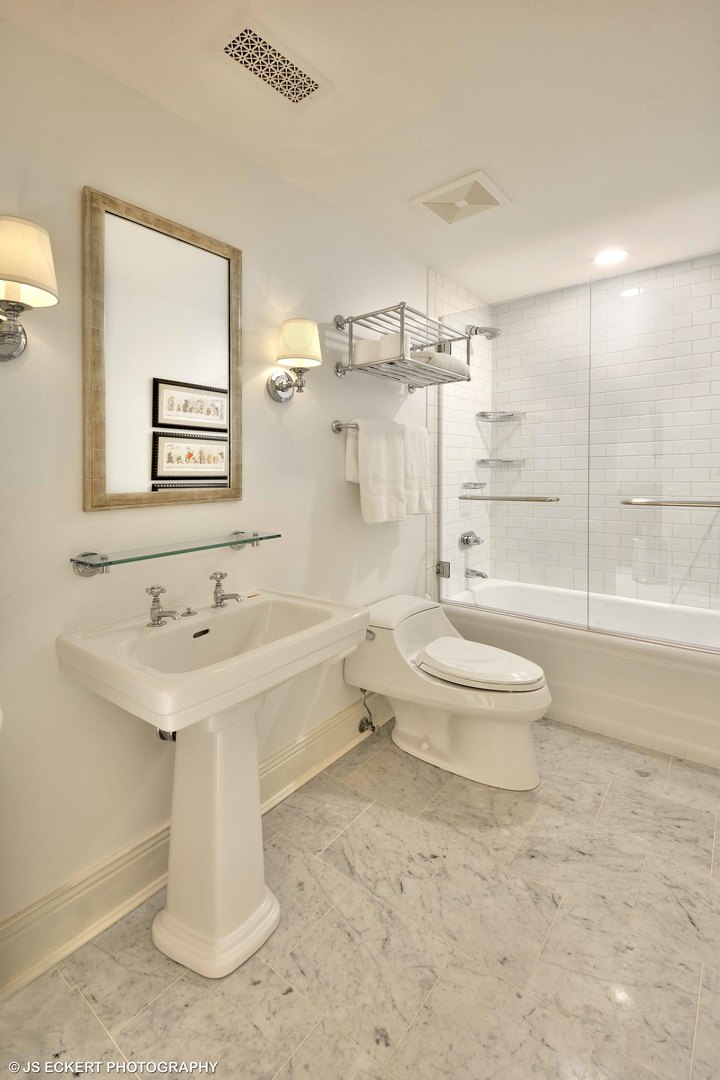 1363 Elm Tree Road Lake Forest, IL 60045 - Photo 16 of 32