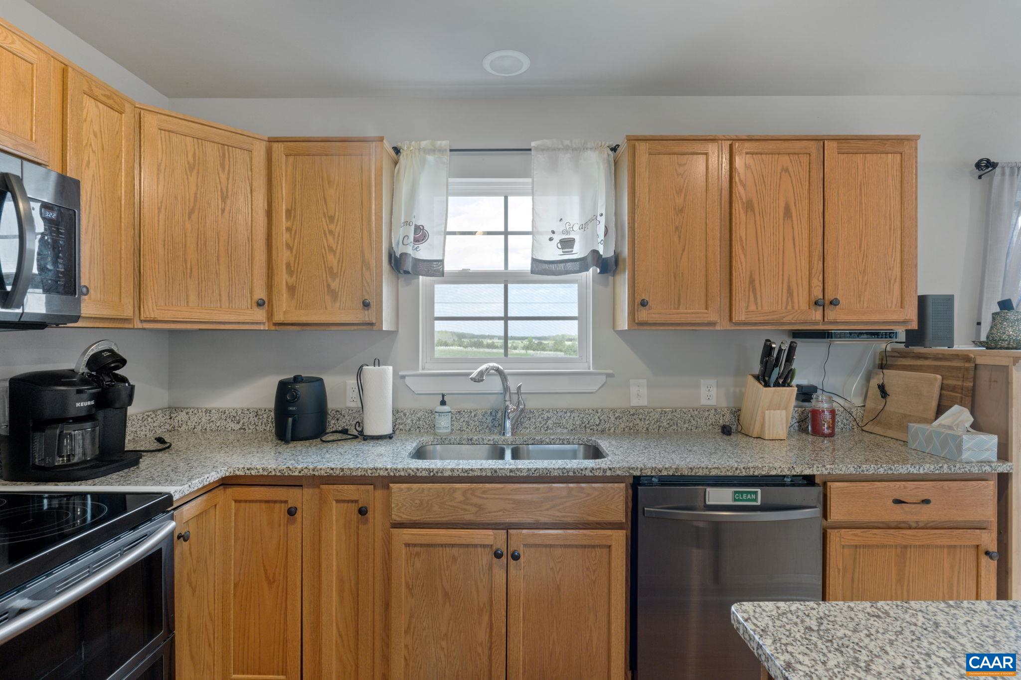 244 Shiloh Church Road Palmyra, VA 22963 - Photo 8 of 33 Gallery Image 8