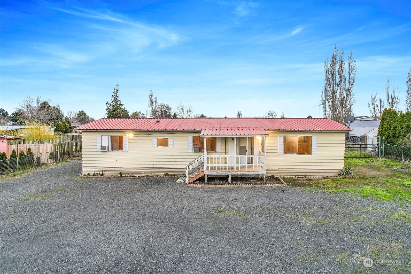8539 Jean Road Northeast Moses Lake, WA 98837 - Photo 1 of 31 Gallery Image 1
