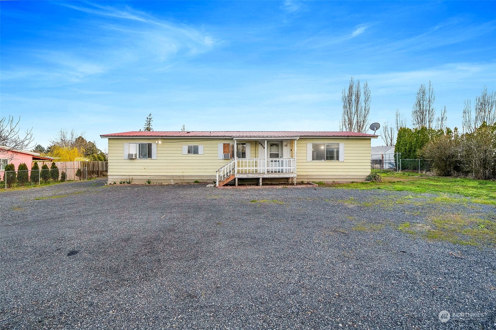 8539 Jean Road Northeast Moses Lake, WA 98837 - Photo 5 of 31 Gallery Image 5