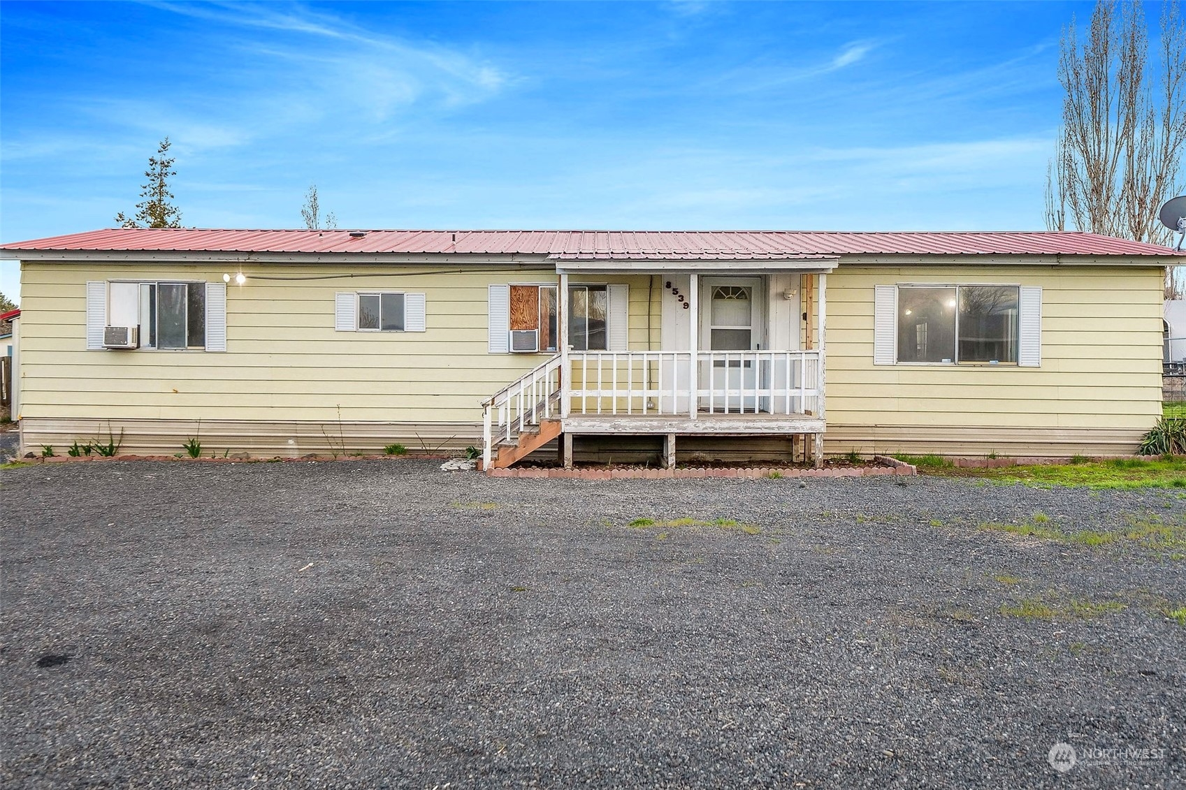 8539 Jean Road Northeast Moses Lake, WA 98837 - Photo 6 of 31 Gallery Image 6