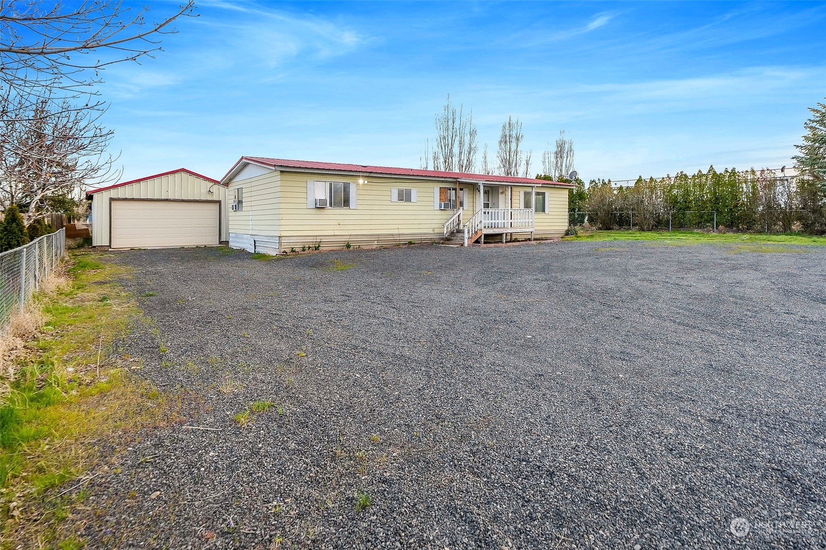 8539 Jean Road Northeast Moses Lake, WA 98837 - Photo 7 of 31 Gallery Image 7